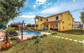 Holiday home Regi IV